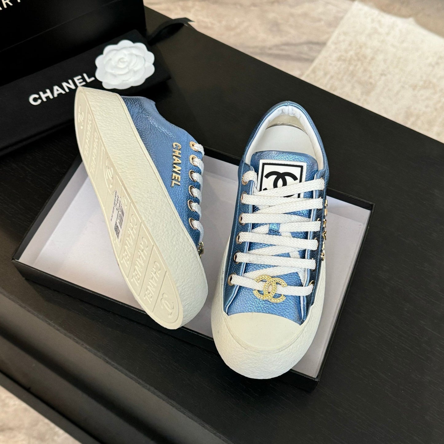 BIG-HEAD COOKIE SHOES IN TEAL BLUE MIX WHITE LAMBSKIN