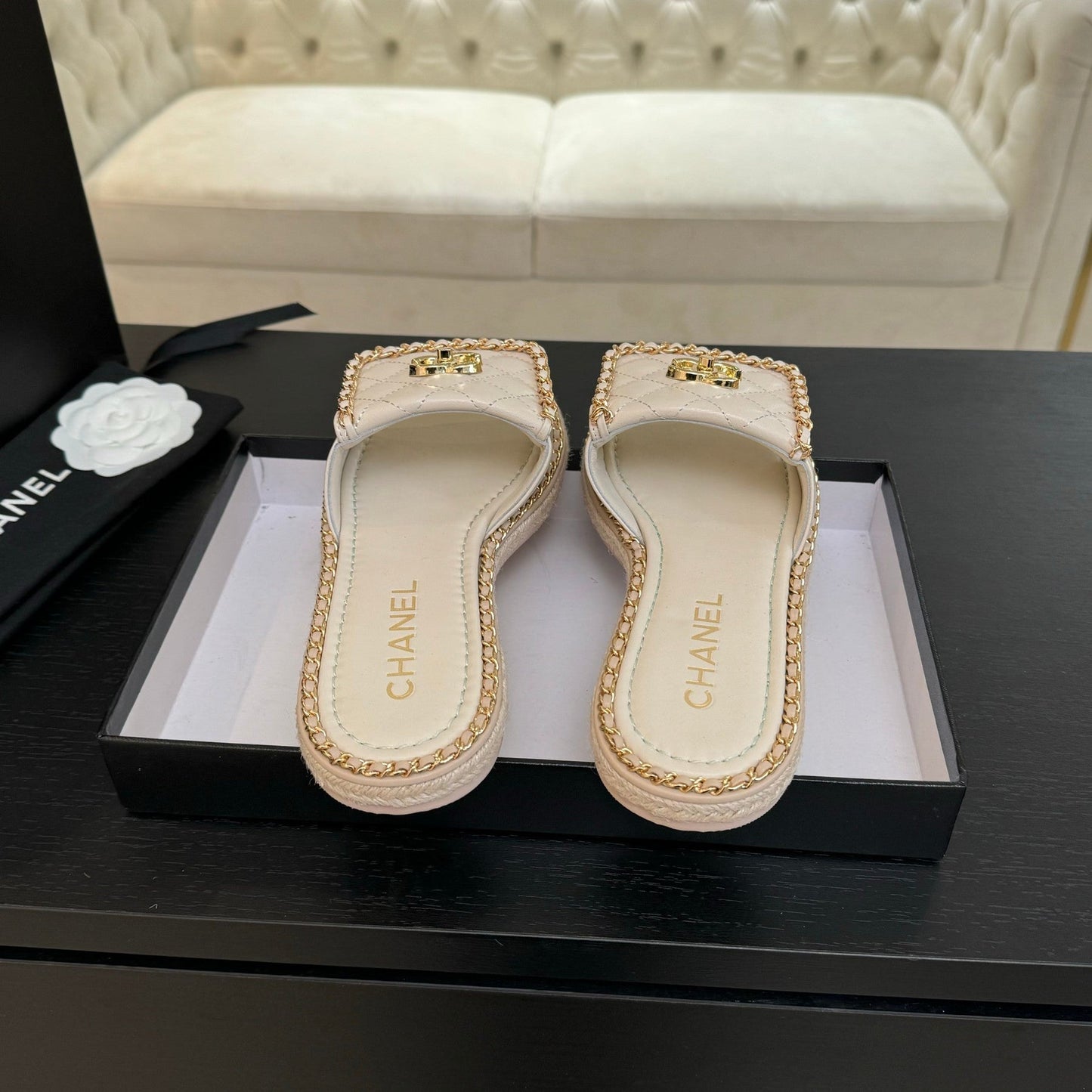 CC Logo Mule Sandal 20mm White Lambskin 183980