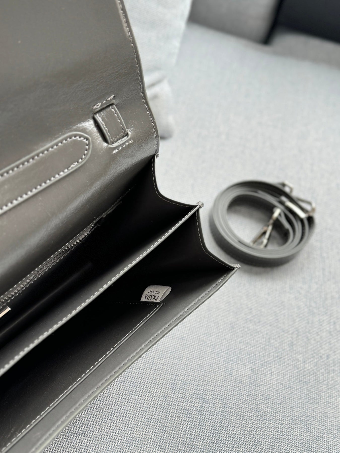 GALLERIA SHOULDER BAG 27 IN CHARCOAL GREY CALFSKIN