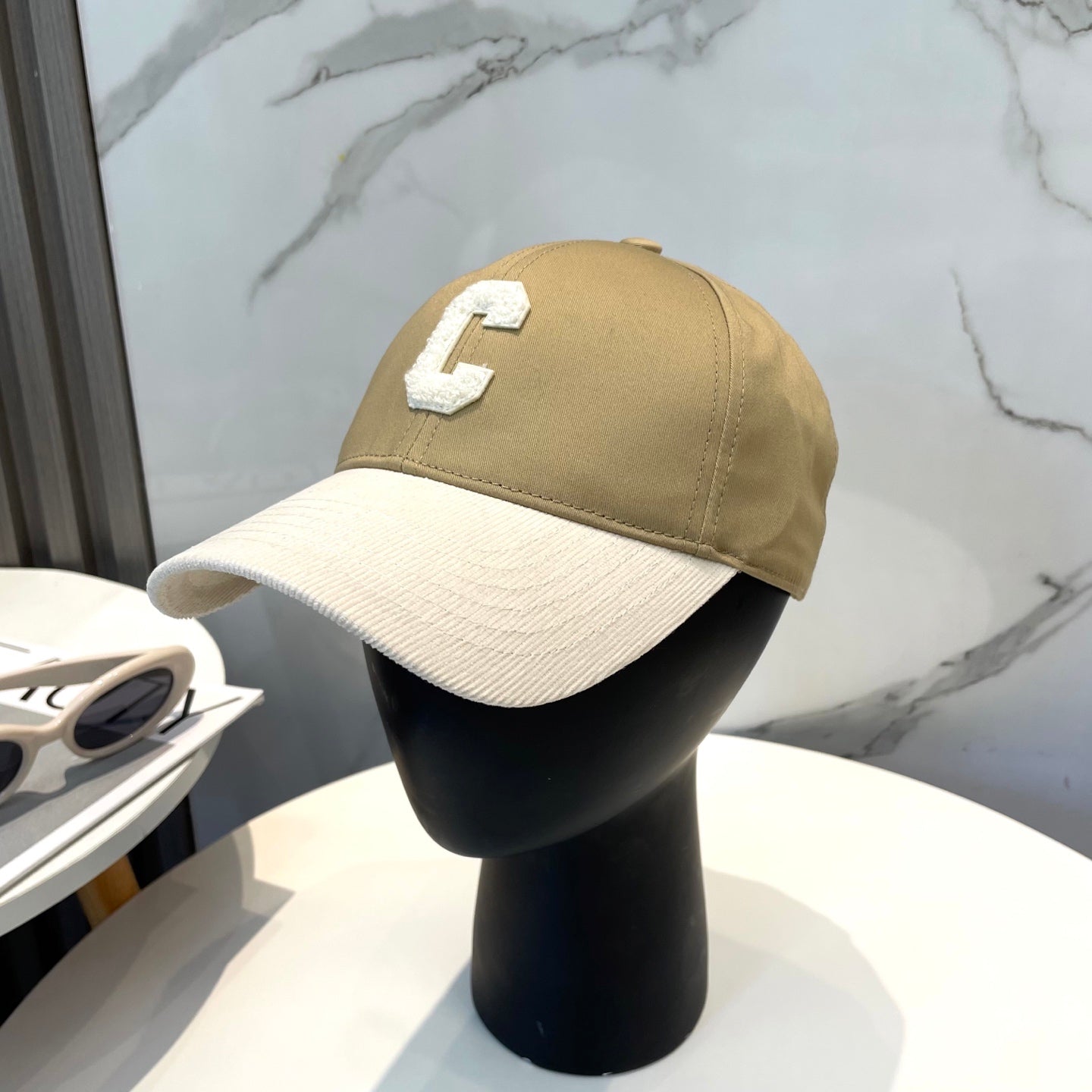 BASEBALL CAP MODEL 652406 IN OLIVE GREEN AND WHITE FABRIC