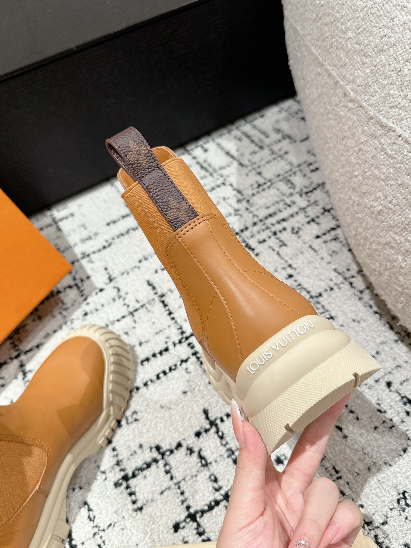 RUBY BOOTS IN BRONZE BROWN CALFSKIN