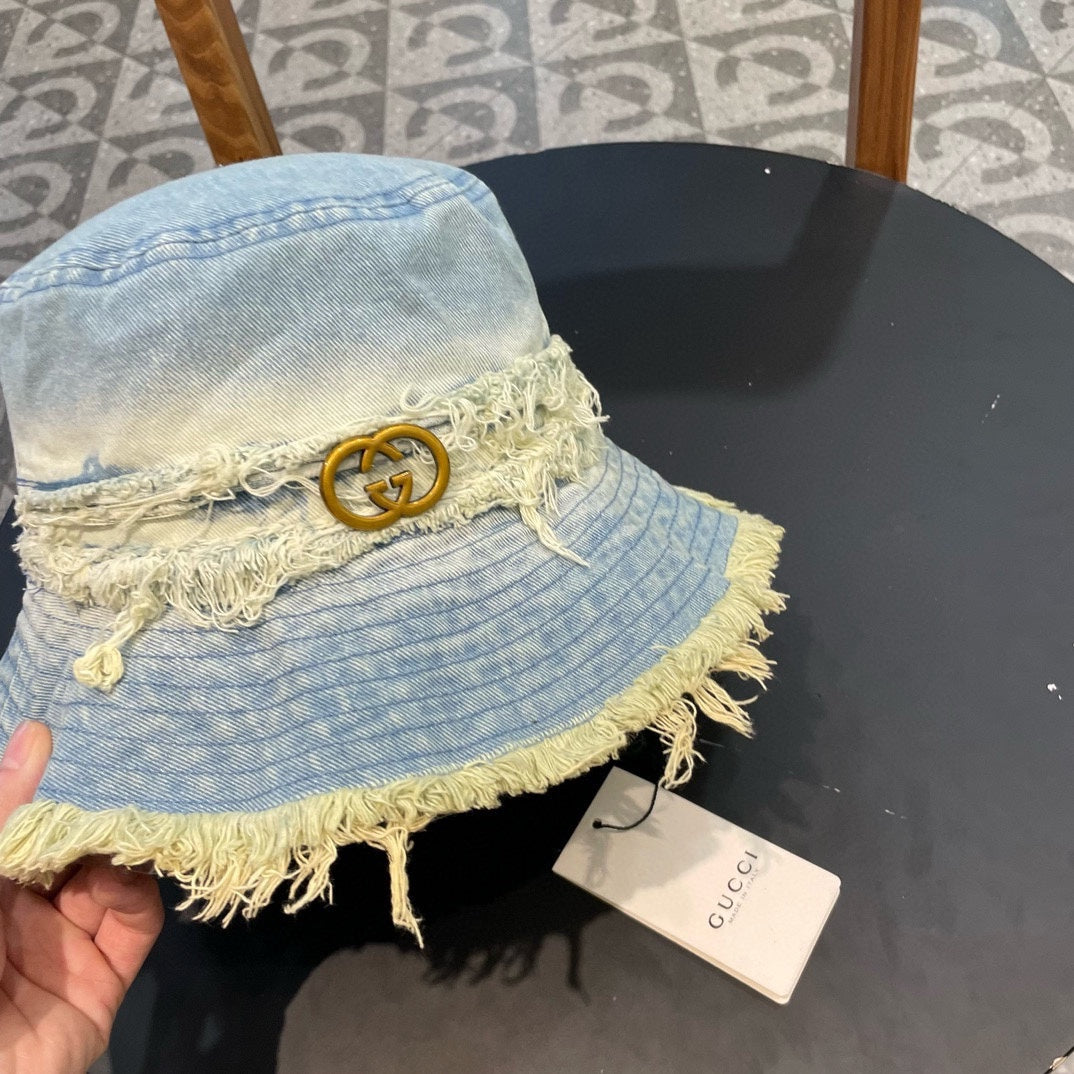 BUCKET HAT IN LIGHT BLUE DENIM 346892