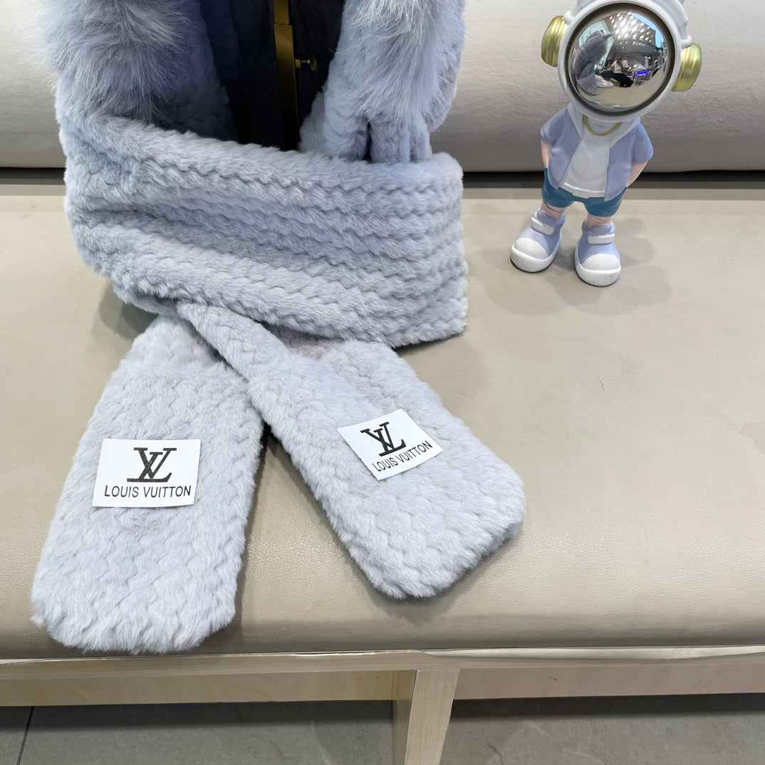 BEANIE HAT IN GRAY WOOL AND LAMB FUR 435074