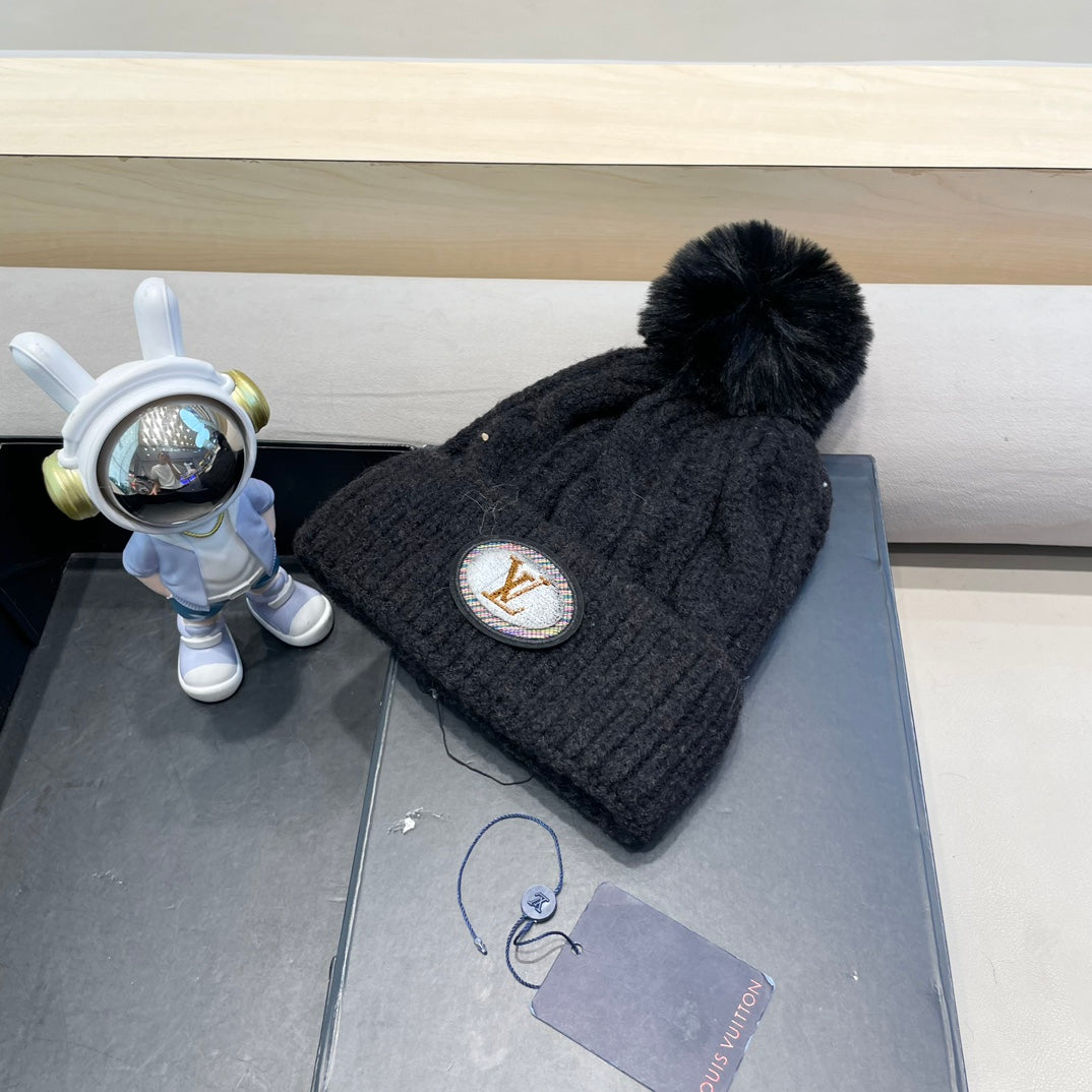 BEANIE HAT IN BLACK WOOL 433486