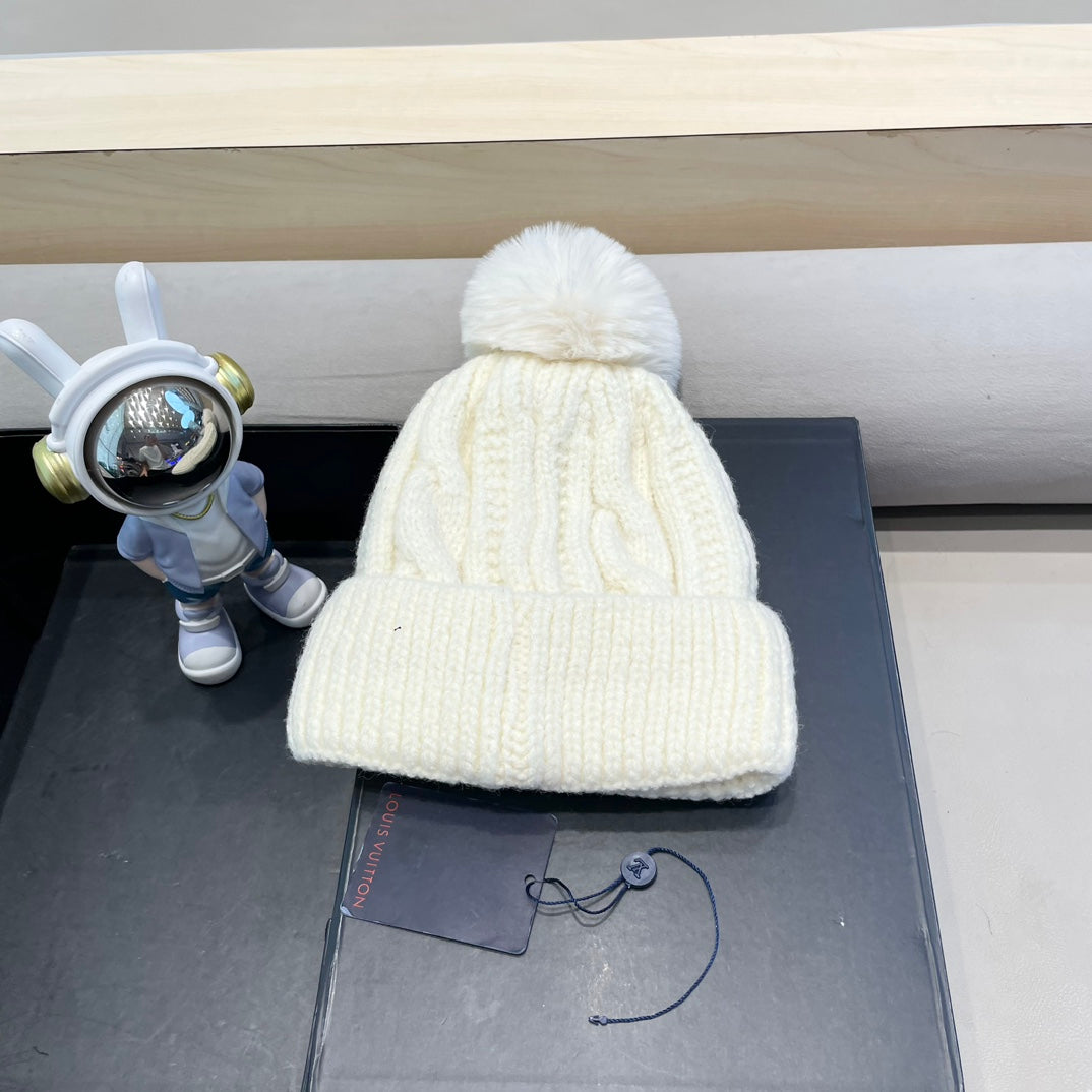 BEANIE HAT IN WHITE WOOL 433487