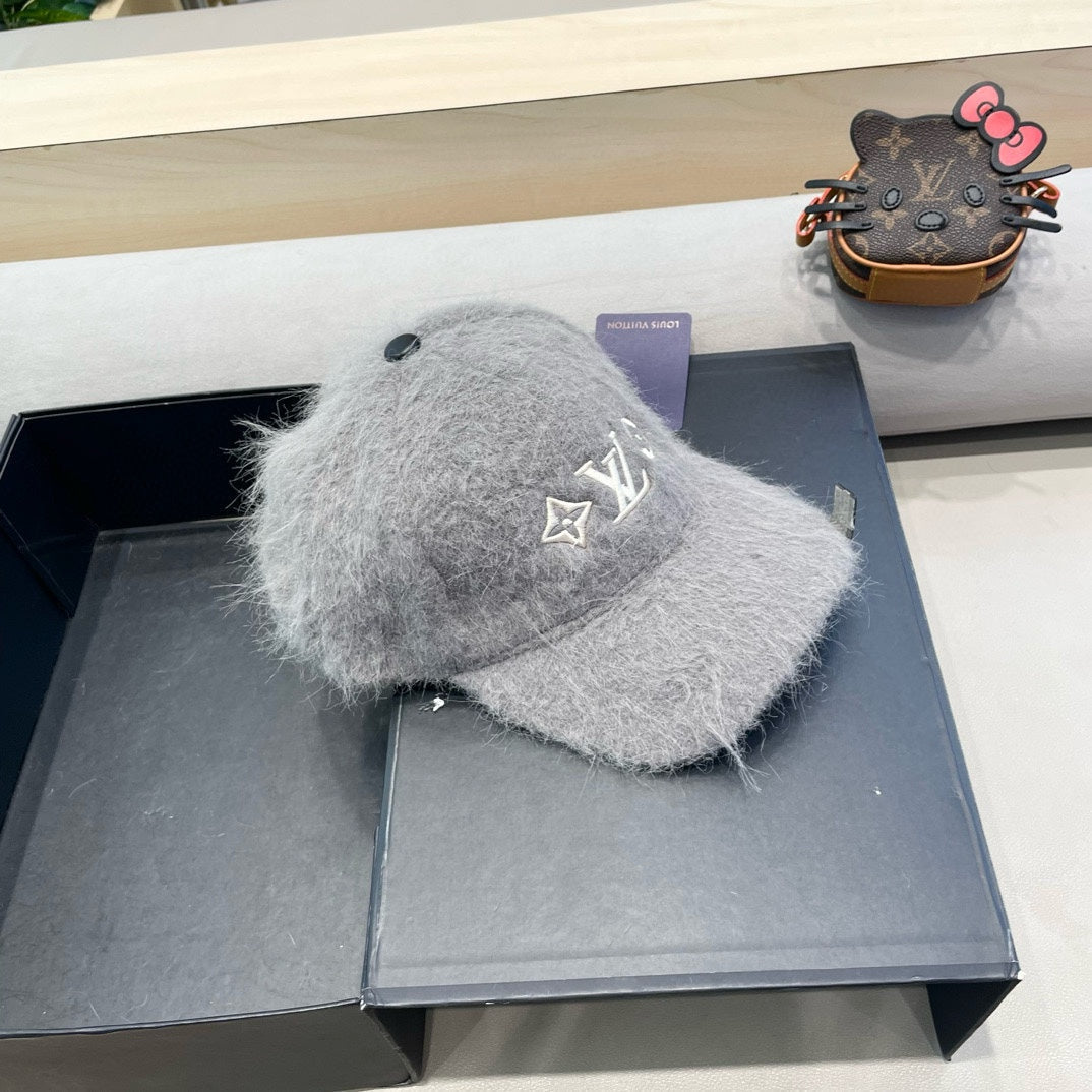 BASEBALL CAP IN GRAY RABBIT FUR 434937