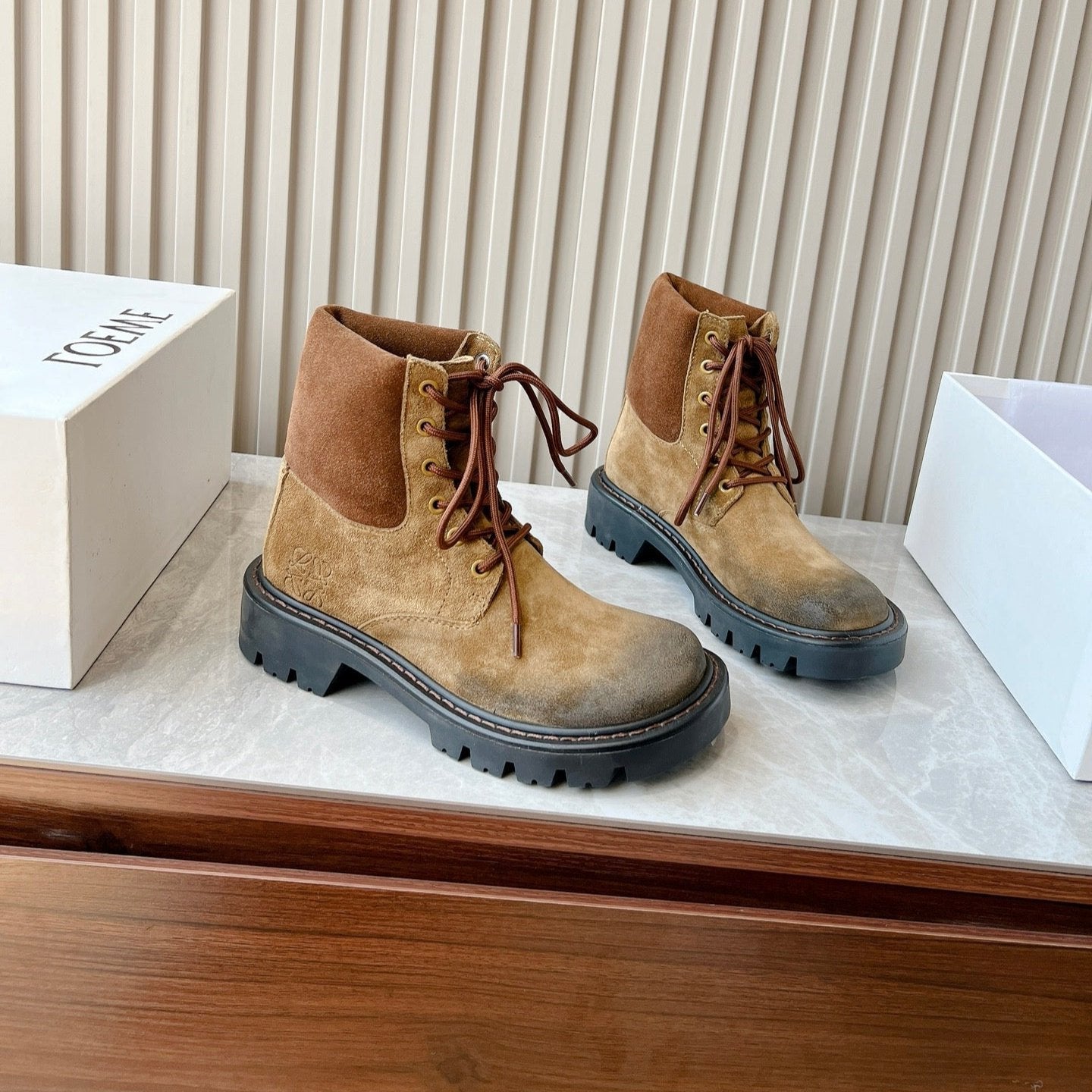 LW SIERRA COMBAT BOOT BROWN AND BLACK SUEDE