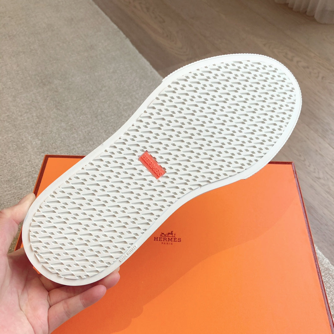 IKE SLIP-ON SNEAKER WHITE CALFSKIN