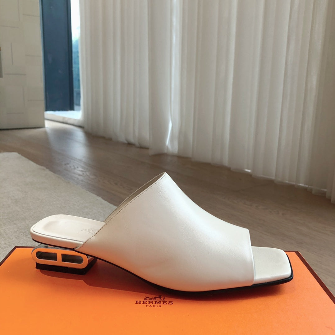 ICONIQUE 25 SANDAL WHITE CALFSKIN