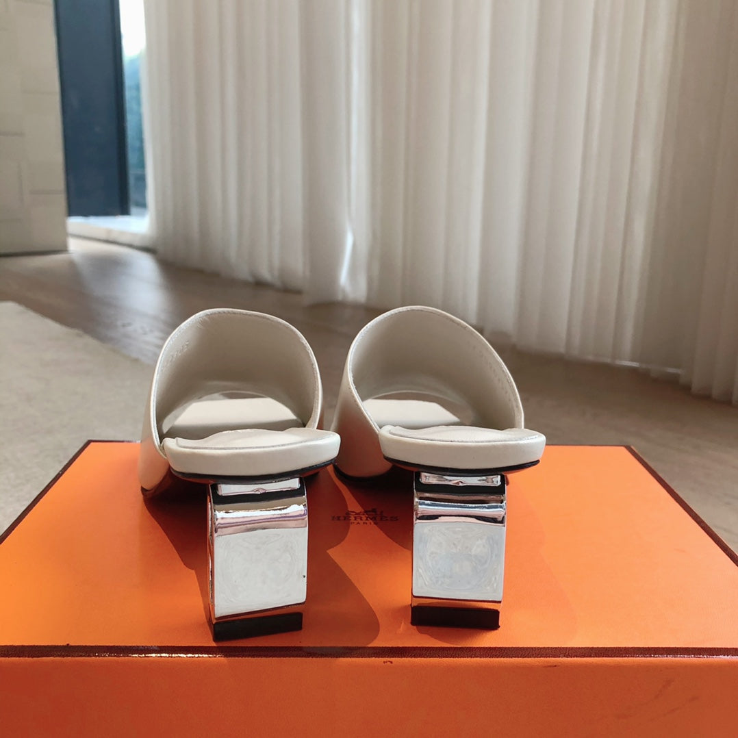 ICONIQUE 60 SANDAL WHITE CALFSKIN