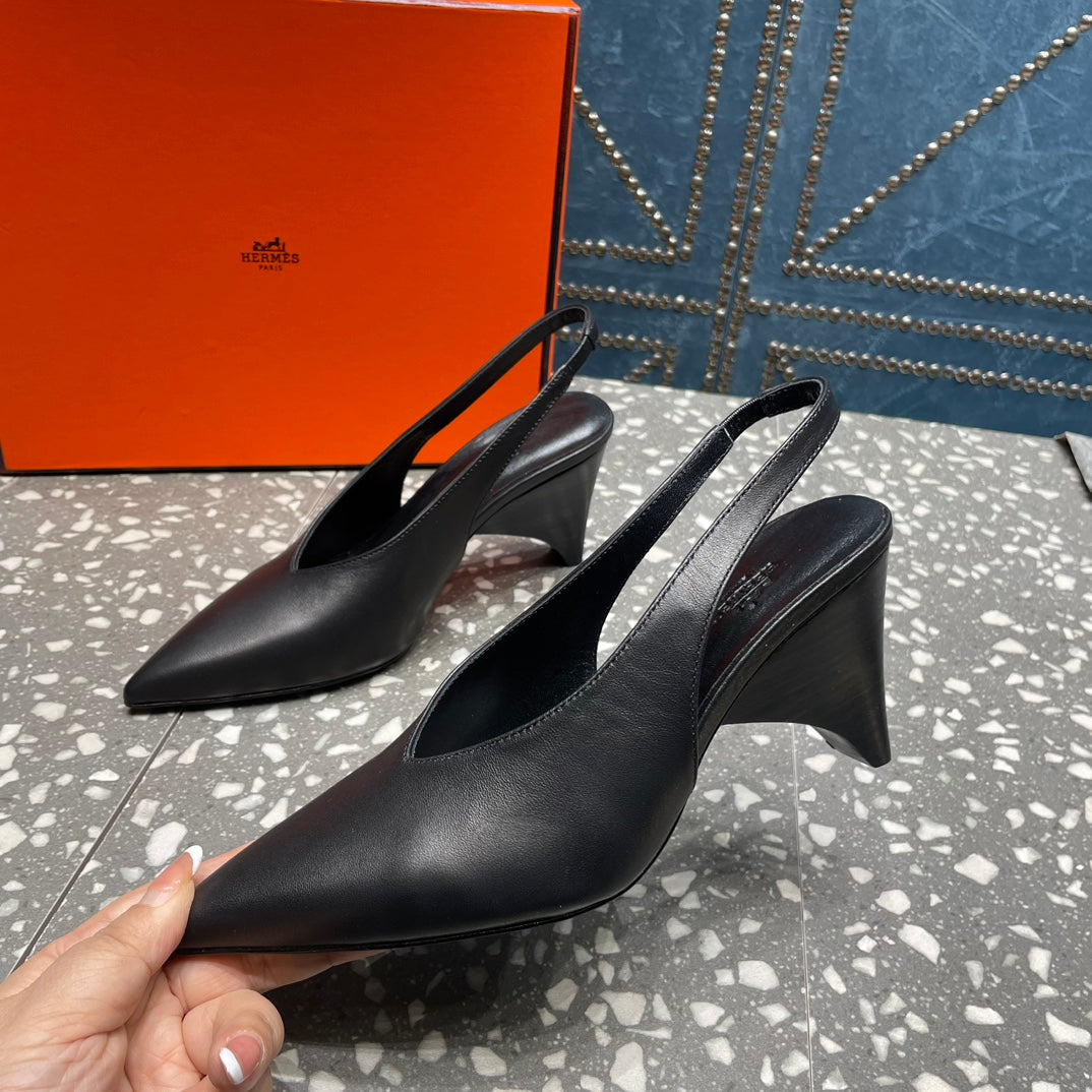 HIGH SLINGBACKS 7 CM IN BLACK SHEEPSKIN