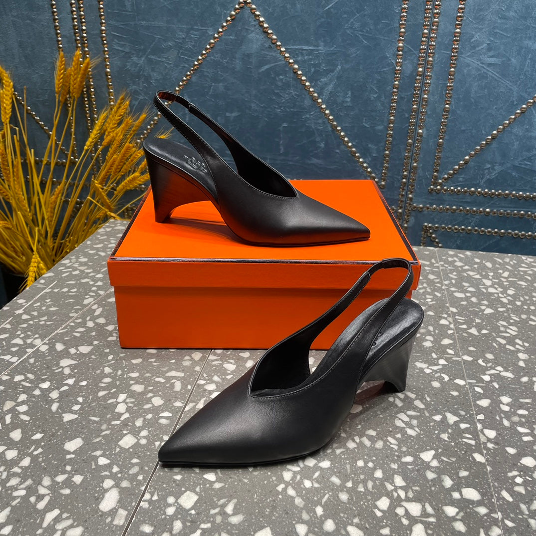 HIGH SLINGBACKS 7 CM IN BLACK SHEEPSKIN