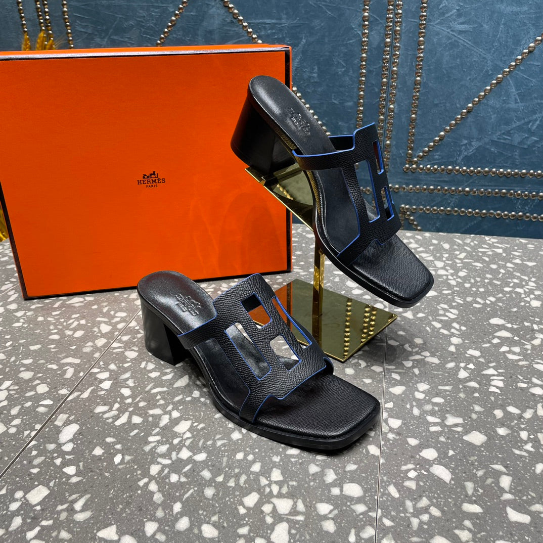 IZZY 50 MM SANDAL IN BLACK SHEEPSKIN