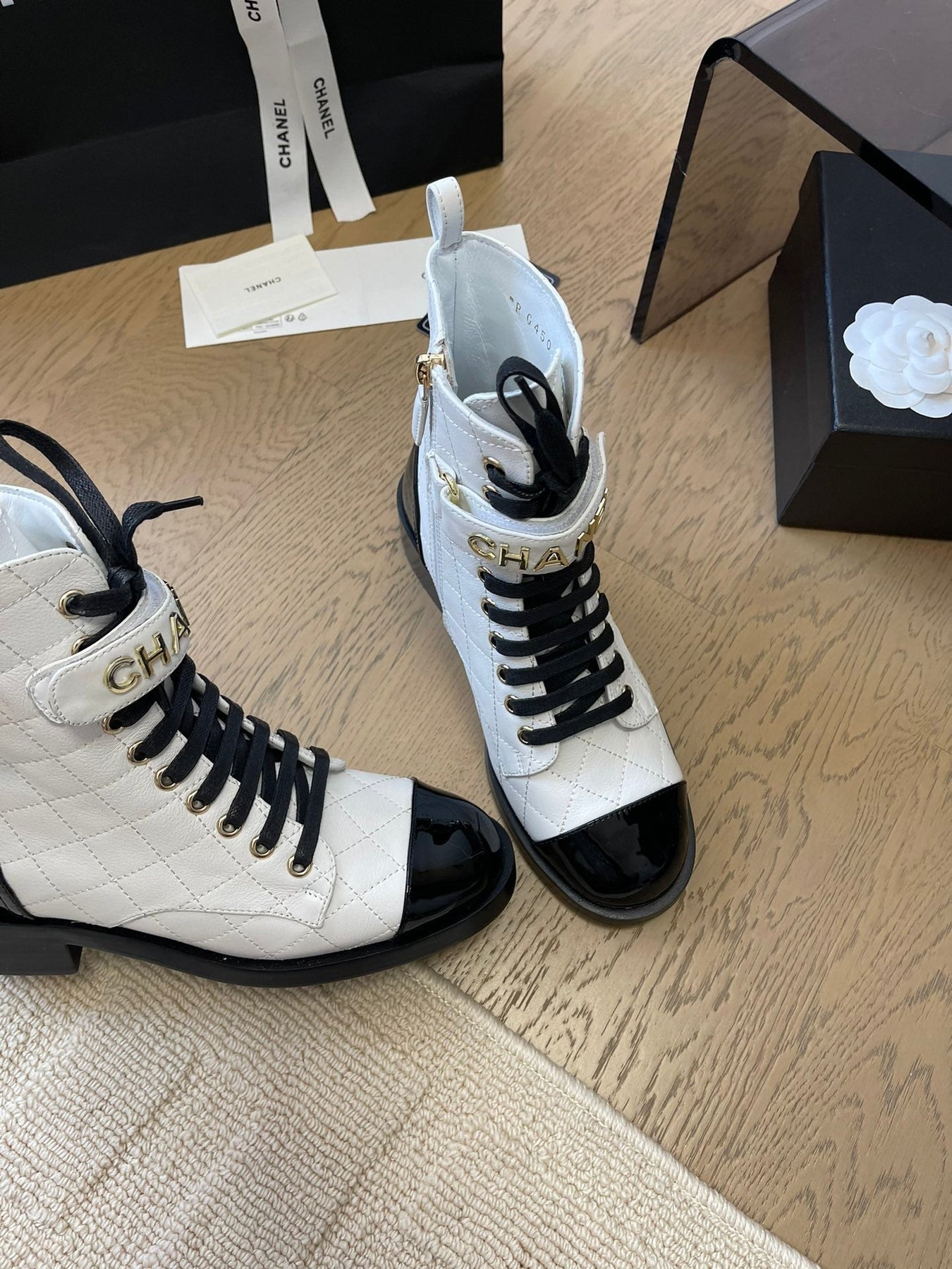 ALPHABET MARTIN BOOTS IN WHITE LAMBSKIN