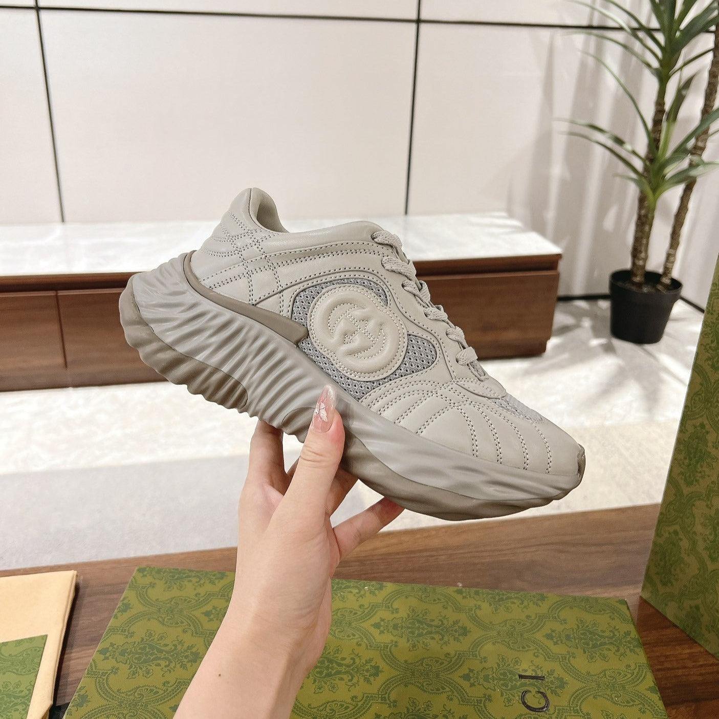 GG RIPPLE SNEAKER CLOUD GRAY