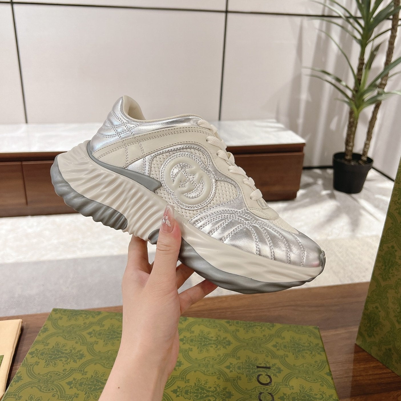 GG RIPPLE SNEAKER Cream SILVER