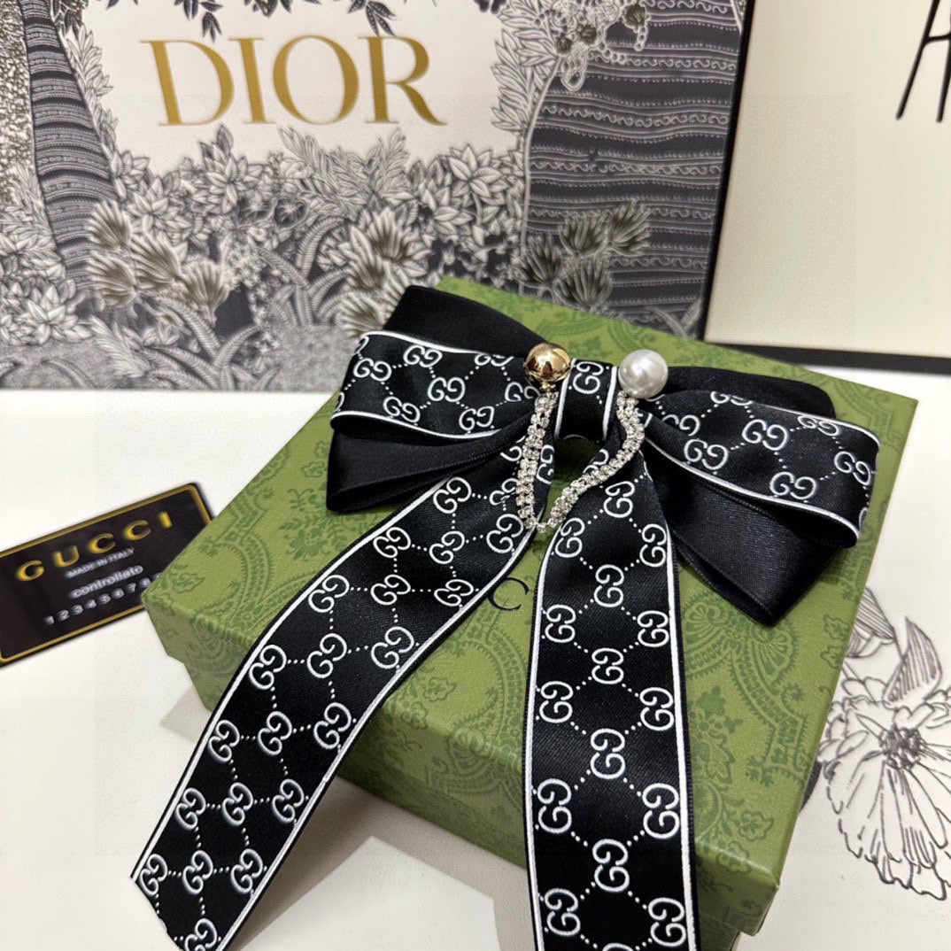 RIBBON BOW HAIR CLIP IN BLACK RE-NYLON ATTACHED PEARL 358260