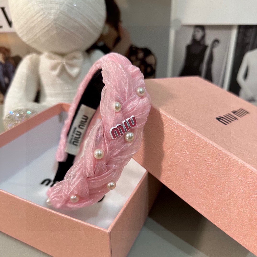 HAIR BAND IN PINK CHIFFON PEARL-EMBELLISHED 395327