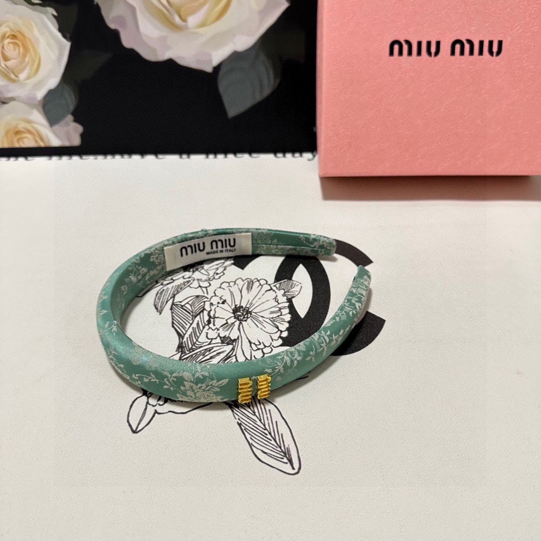 HEADBAND WITH GARNITURE PRINT IN VIRIDIAN GREEN SILK 432823