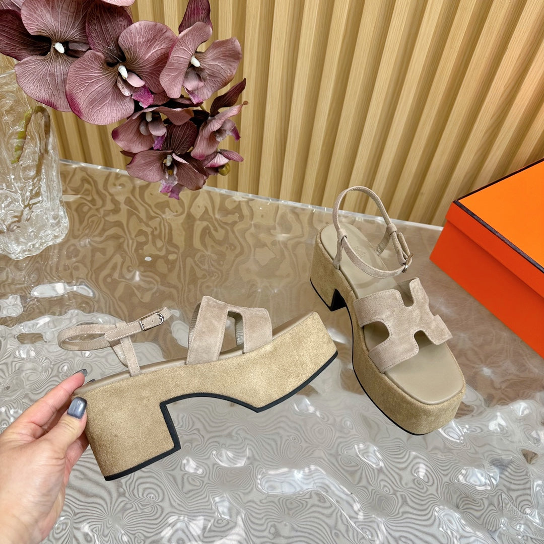 JAM 30 SANDAL IN TORTILLA BROWN VELVET