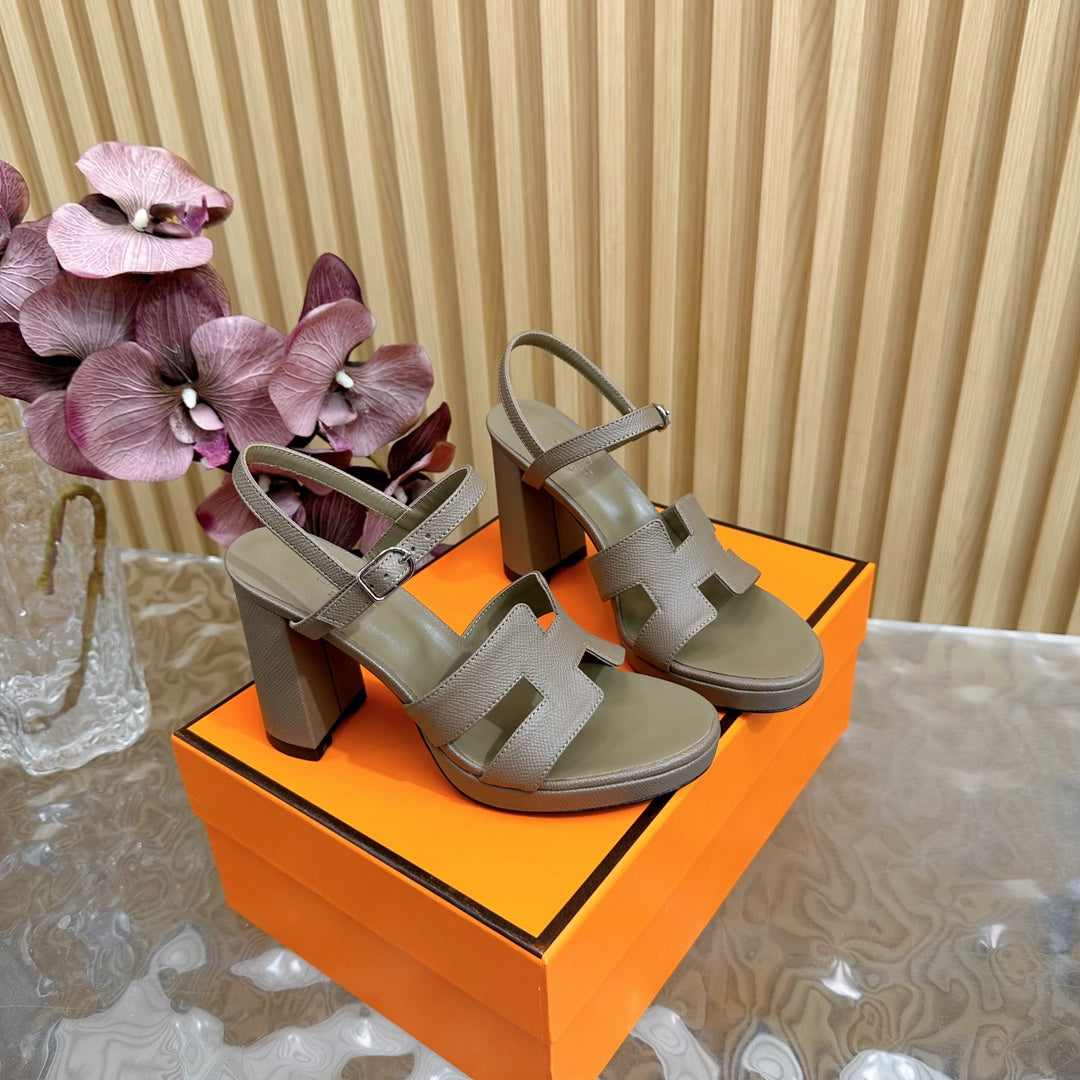 JAZZ 90 SANDAL IN WOOD BROWN CALFSKIN