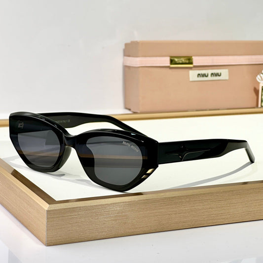 CAT EYE SUNGLASSES SMU52WS IN ACETATE