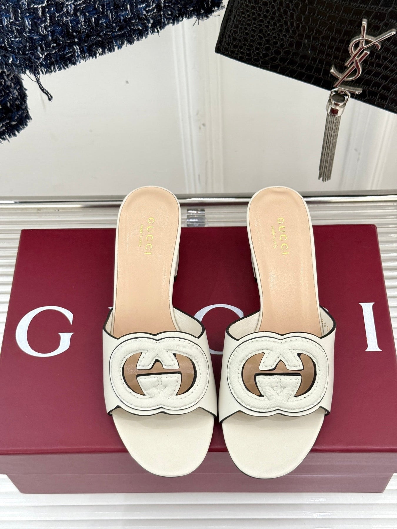 MID-HEEL MULE IN CREAM WHITE CALFSKIN