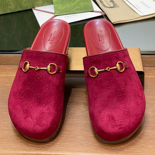 GG HORSEBIT MULE IN RED PINK EMBOSSED SUEDE AND SHEEPSKIN LINING