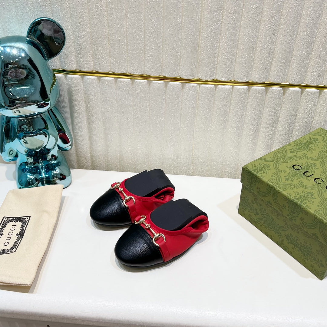 GG BALLET SUPER SLIM BUCKLE BLACK AND CRIMSON LAMBSKIN