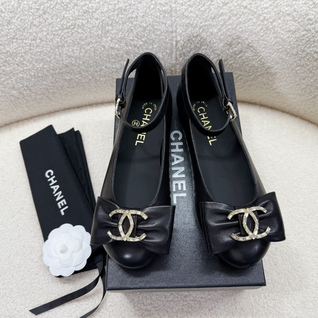 MARY JANE SHOES BLACK LAMBSKIN WITH BOW