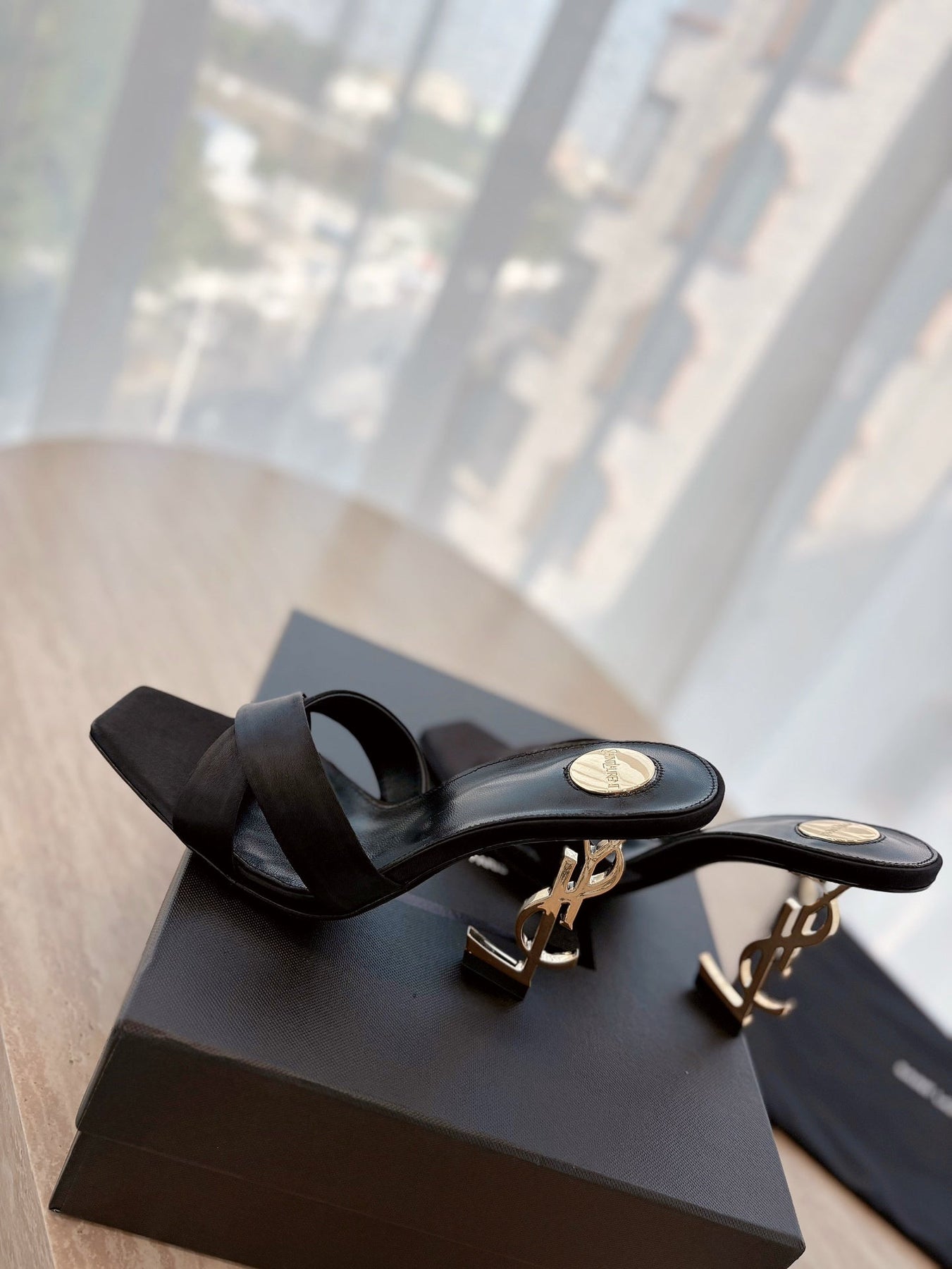 OPYUM OPEN TOE HIGH 10 CM MULES IN BLACK CALFSKIN