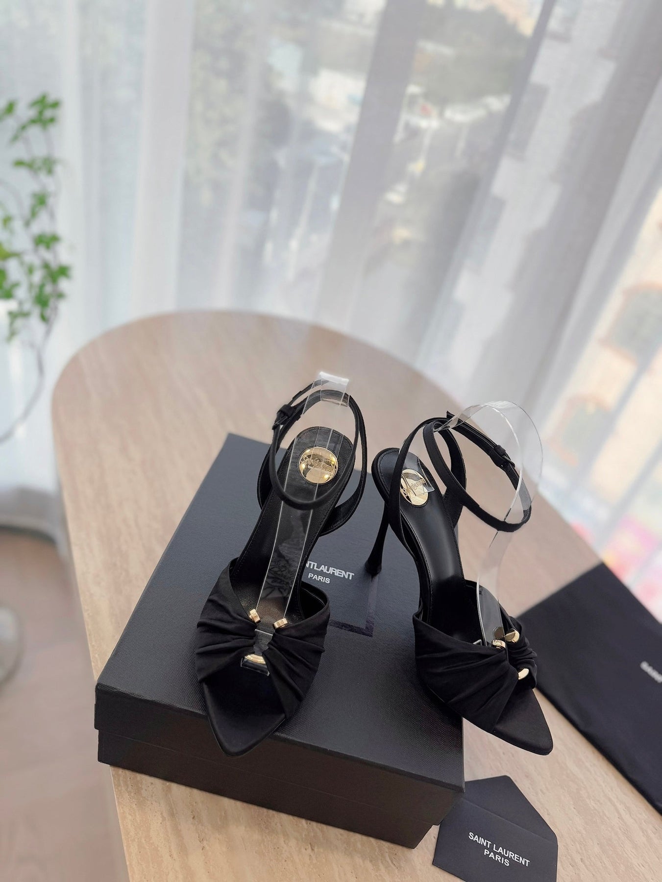LOLA SANDAL 10 CM IN BLACK VISCOSE AND SILK