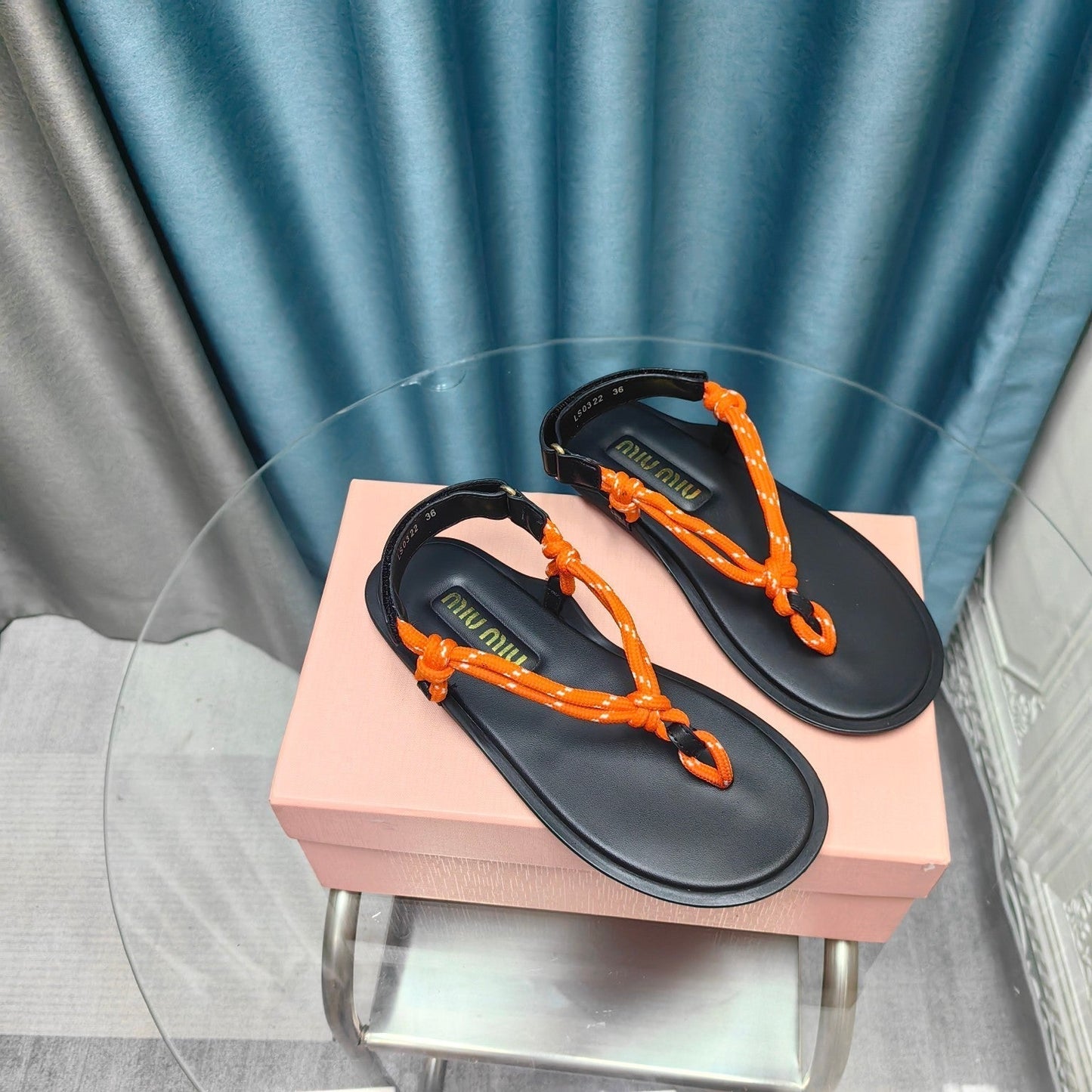 FLIP-FLOPS SANDAL BLACK SHEEPSKIN WITH ORANGE STRAP