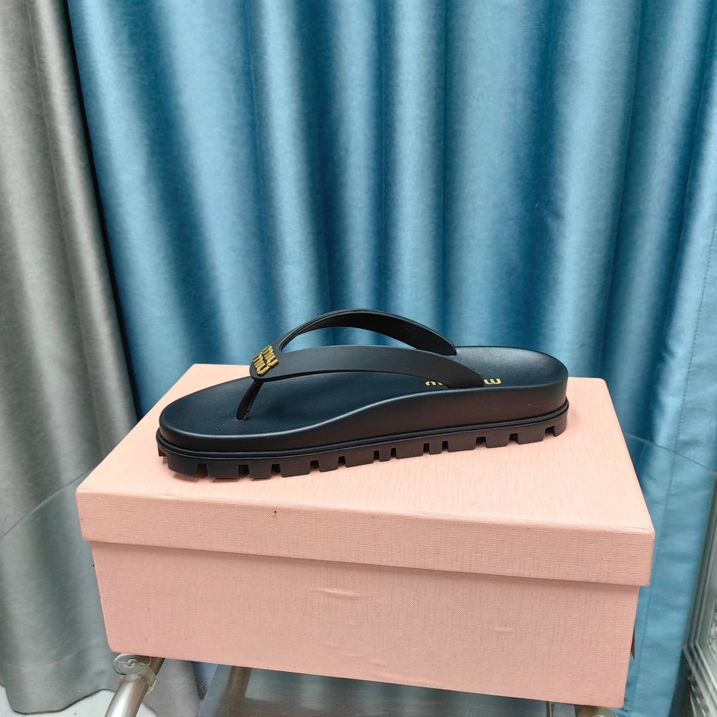 Flip Flop Sandals Black Calfskin