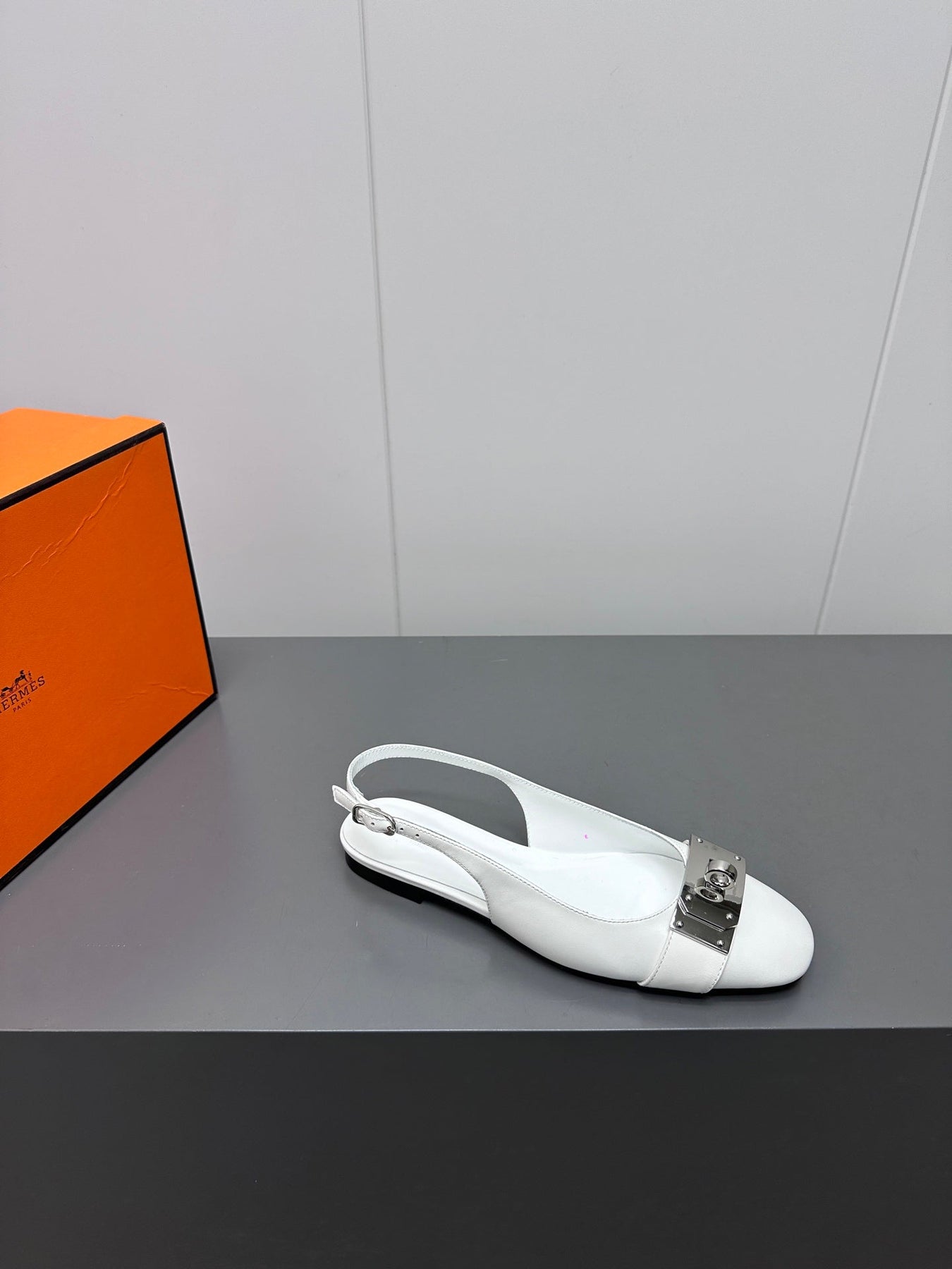 INNOCENTE SLINGBACK IN WHITE CALFSKIN