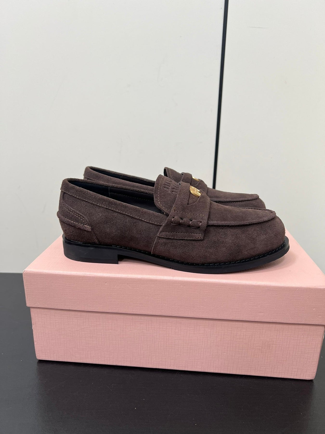 PENNY LOAFERS IN CHOCOLATE SUEDE