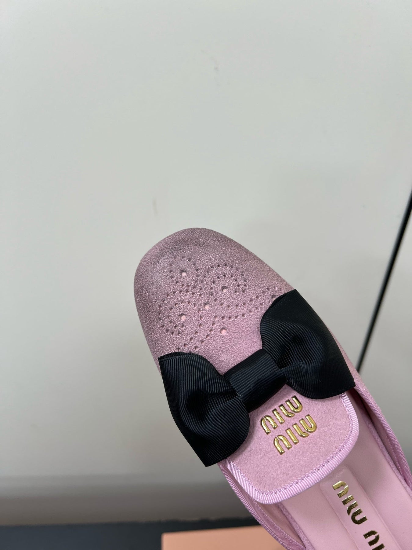 BOW MULES IN DUST PINK SUEDE