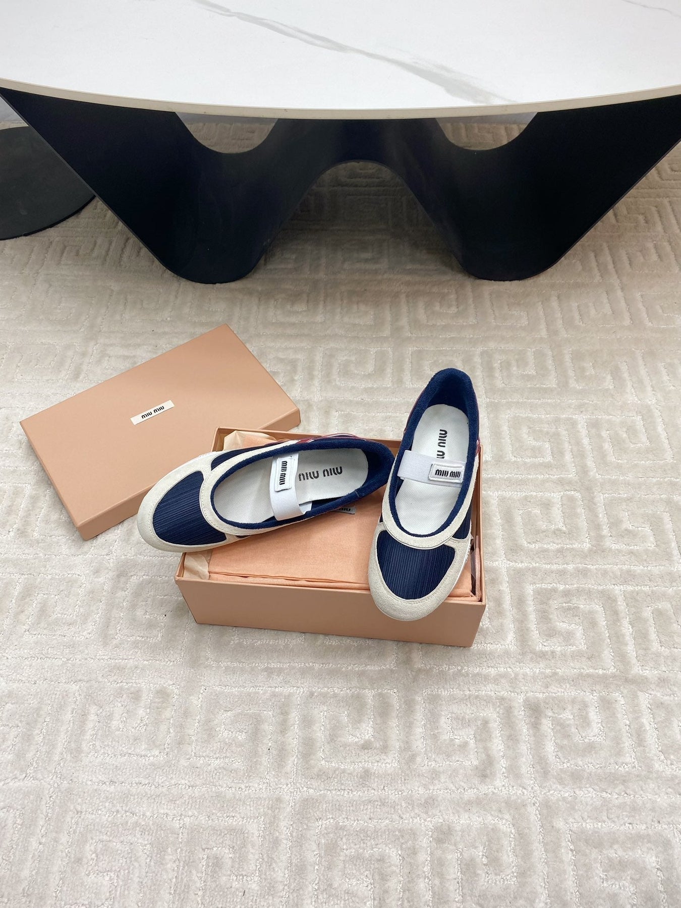 BALLET FLAT SHOES IN NAVY MESH AND WHITE SUEDE