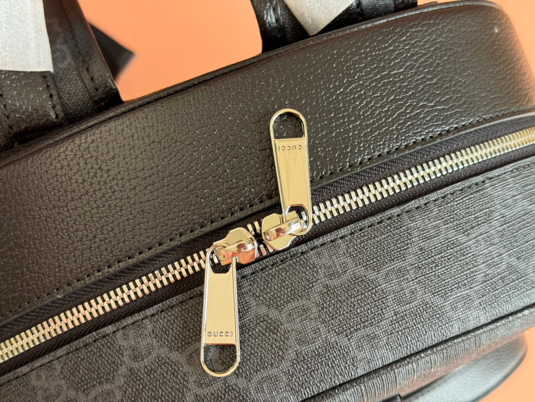 MEDIUM GG BACKPACK 40 IN DARK GREY AND BLACK CALFSKIN