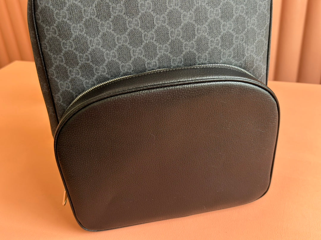 MEDIUM GG BACKPACK 40 IN DARK GREY AND BLACK CALFSKIN