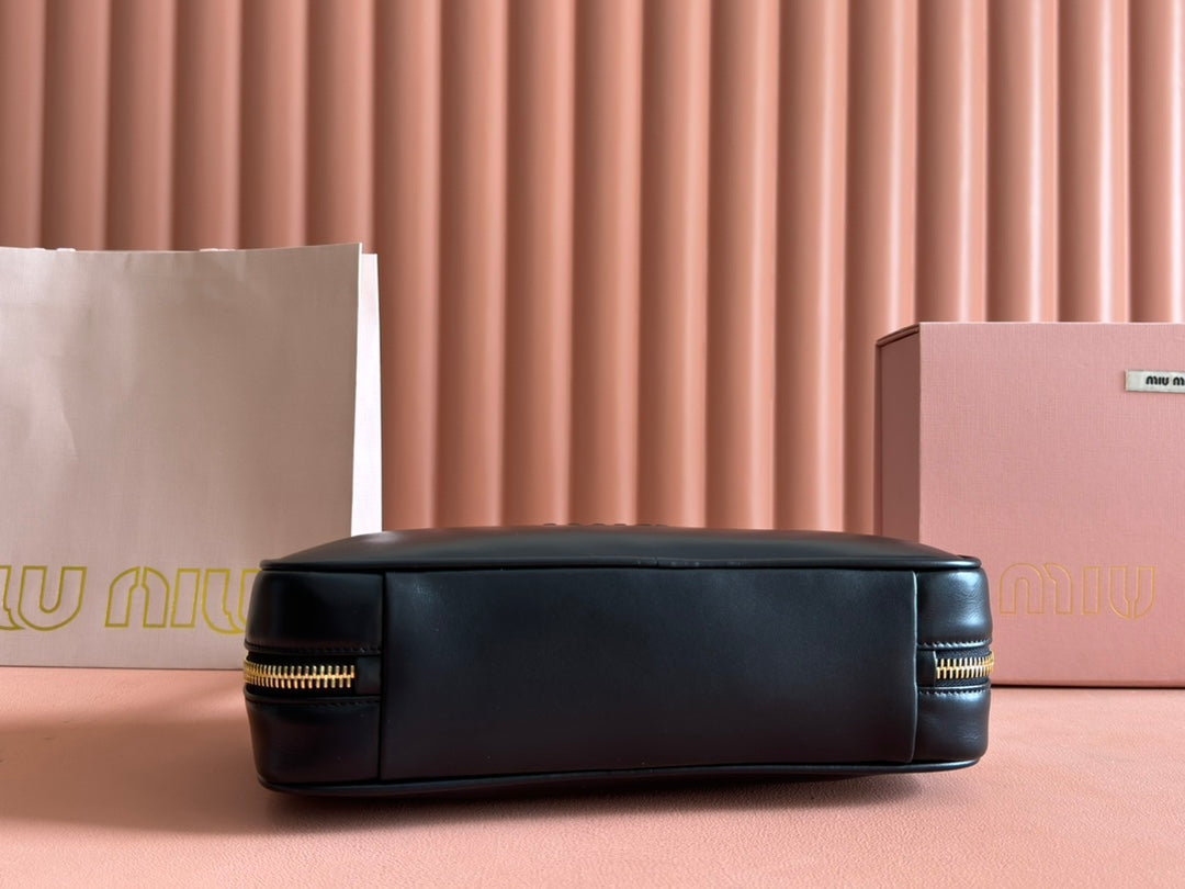 BEAU TOP HANDLE BAG 29 IN BLACK GLOSSY CALFSKIN