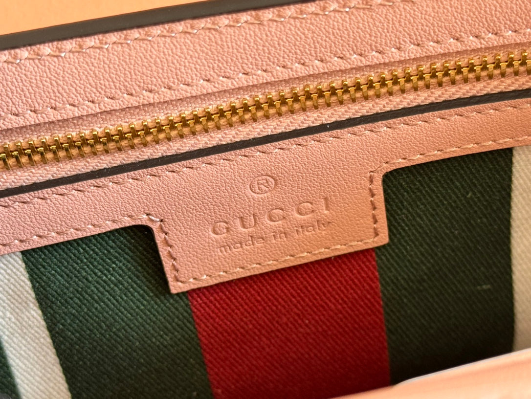 EMBLEM WALLET GG MONOGRAM 20 IN LIGHT PINK SMOOTH CALFSKIN