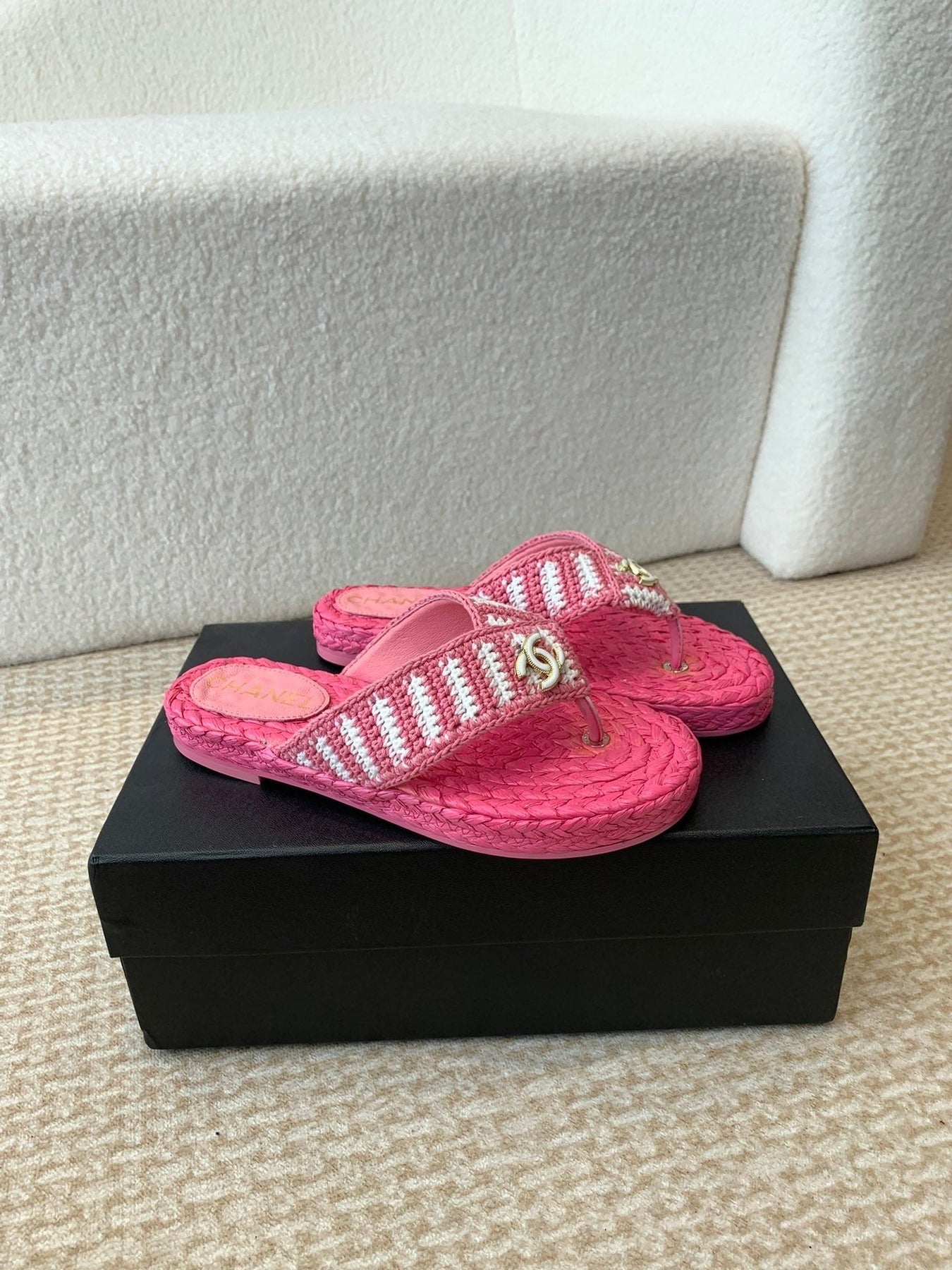 Double C Hottest Knit Flip-Flops Bright Pink