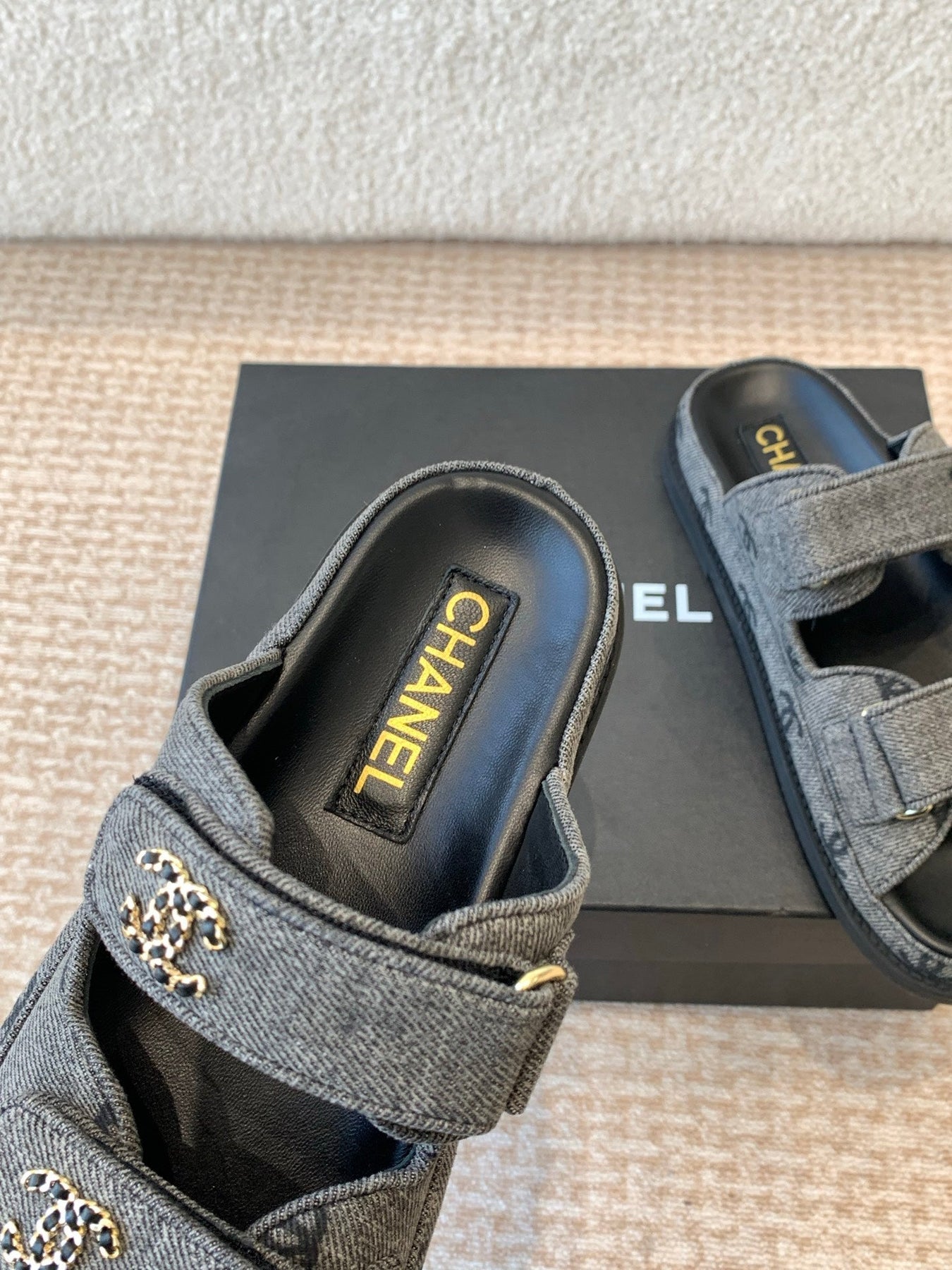 DAD SANDAL IN BLACK DENIM FABRIC MULE