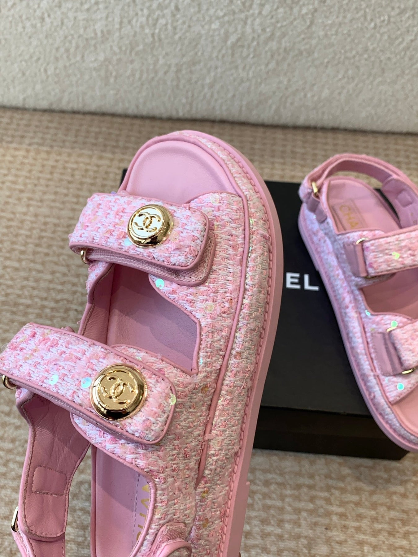 DAD SANDAL IN BRIGHT PINK FABRIC WITH SEQUINS