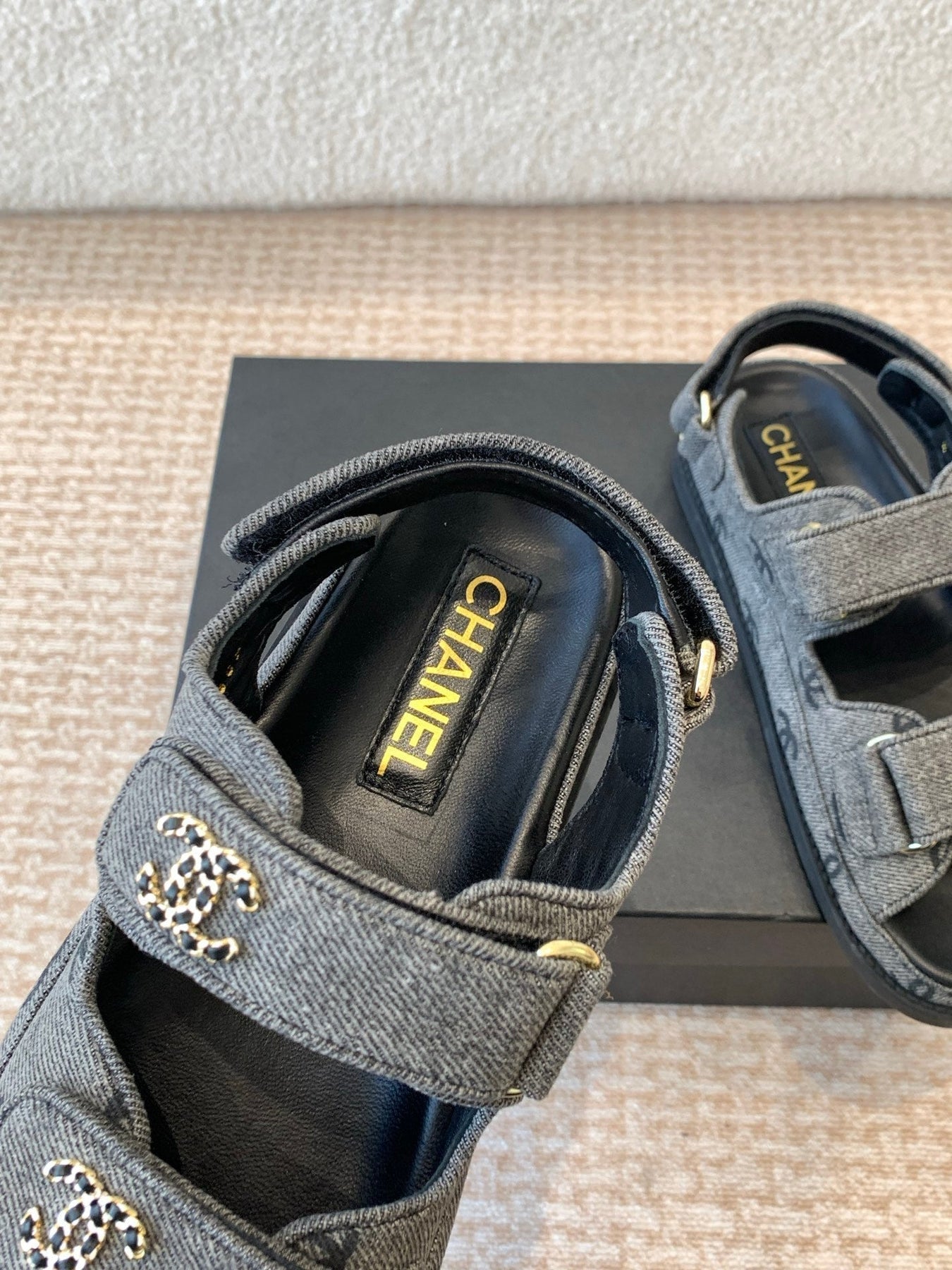 DAD SANDAL IN BLACK DENIM FABRIC