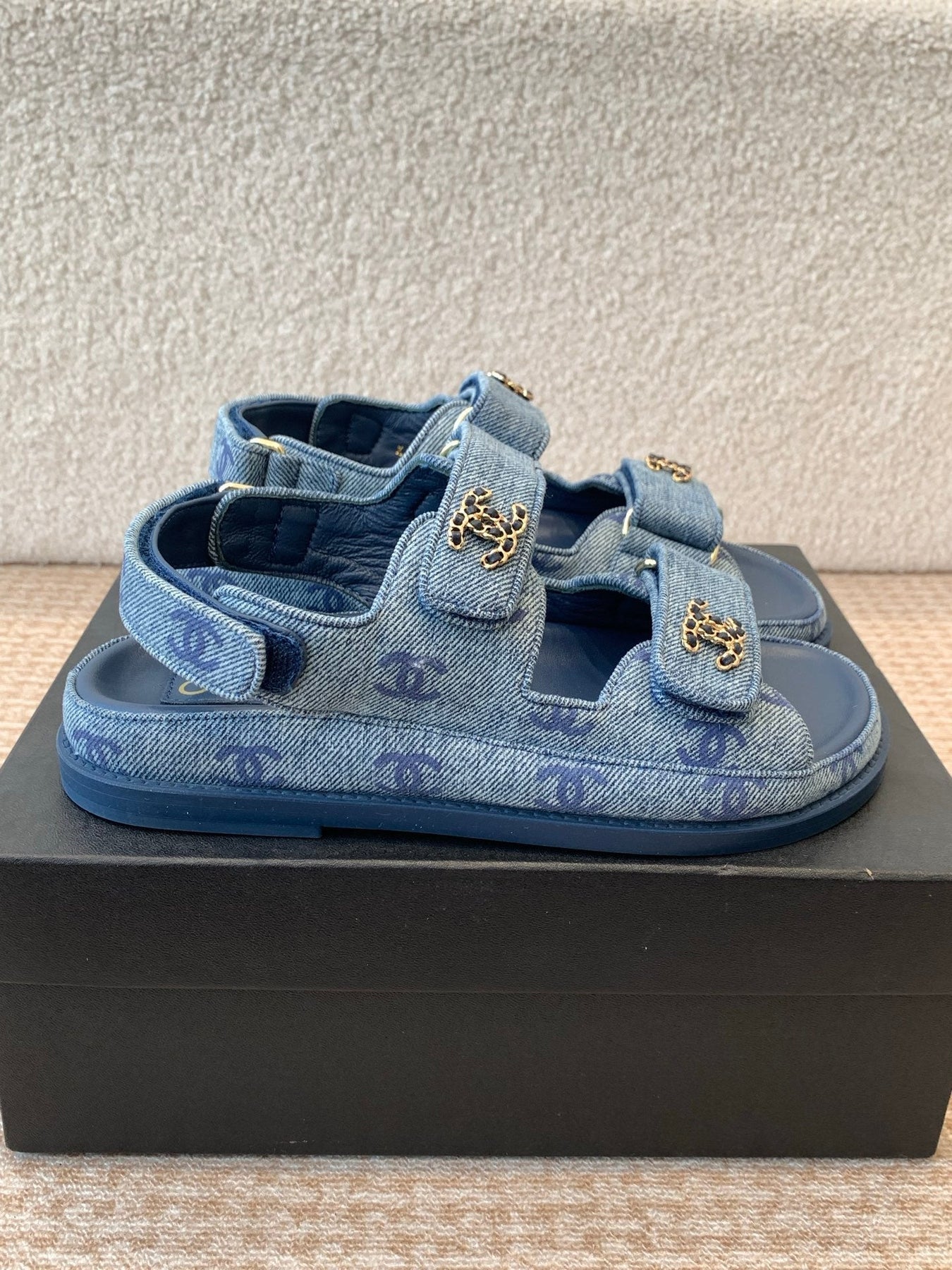 DAD SANDAL IN CLASSIC BLUE DENIM FABRIC