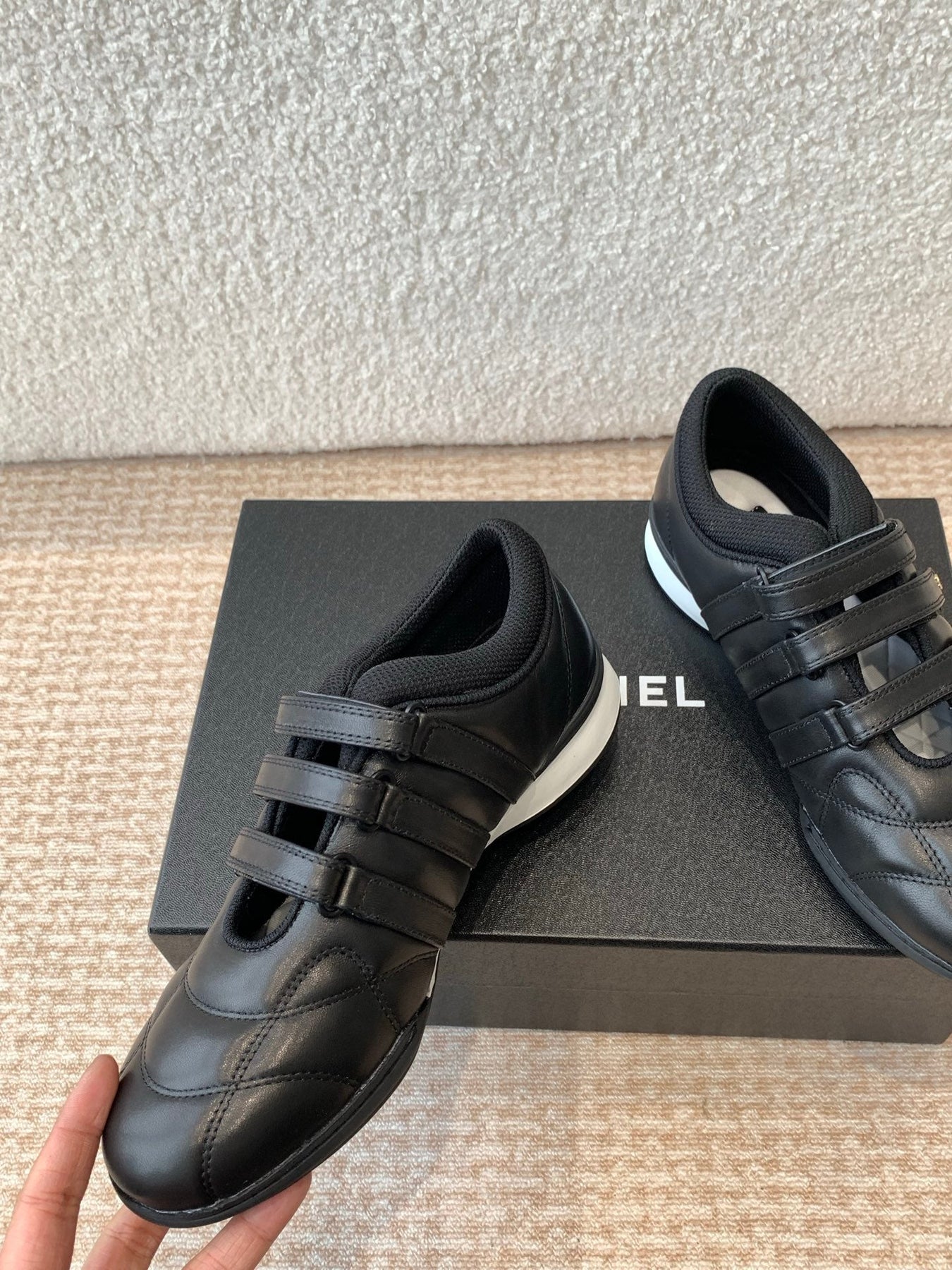 MARY JANE SNEAKERS IN BLACK LAMBSKIN