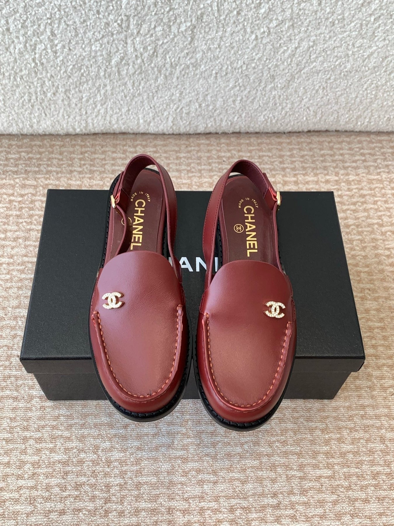 CC MOCCASIN SLINGBACK IN CURRANT RED CALFSKIN