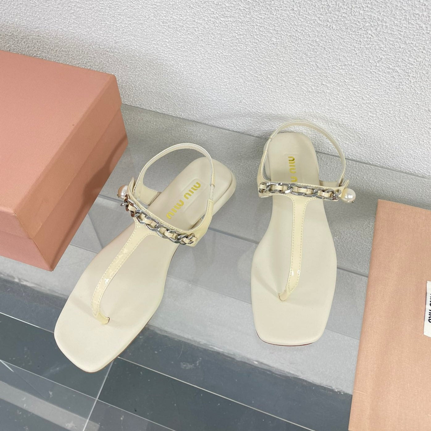 Pearl Chain Flip-Flops Apricot Color Leather